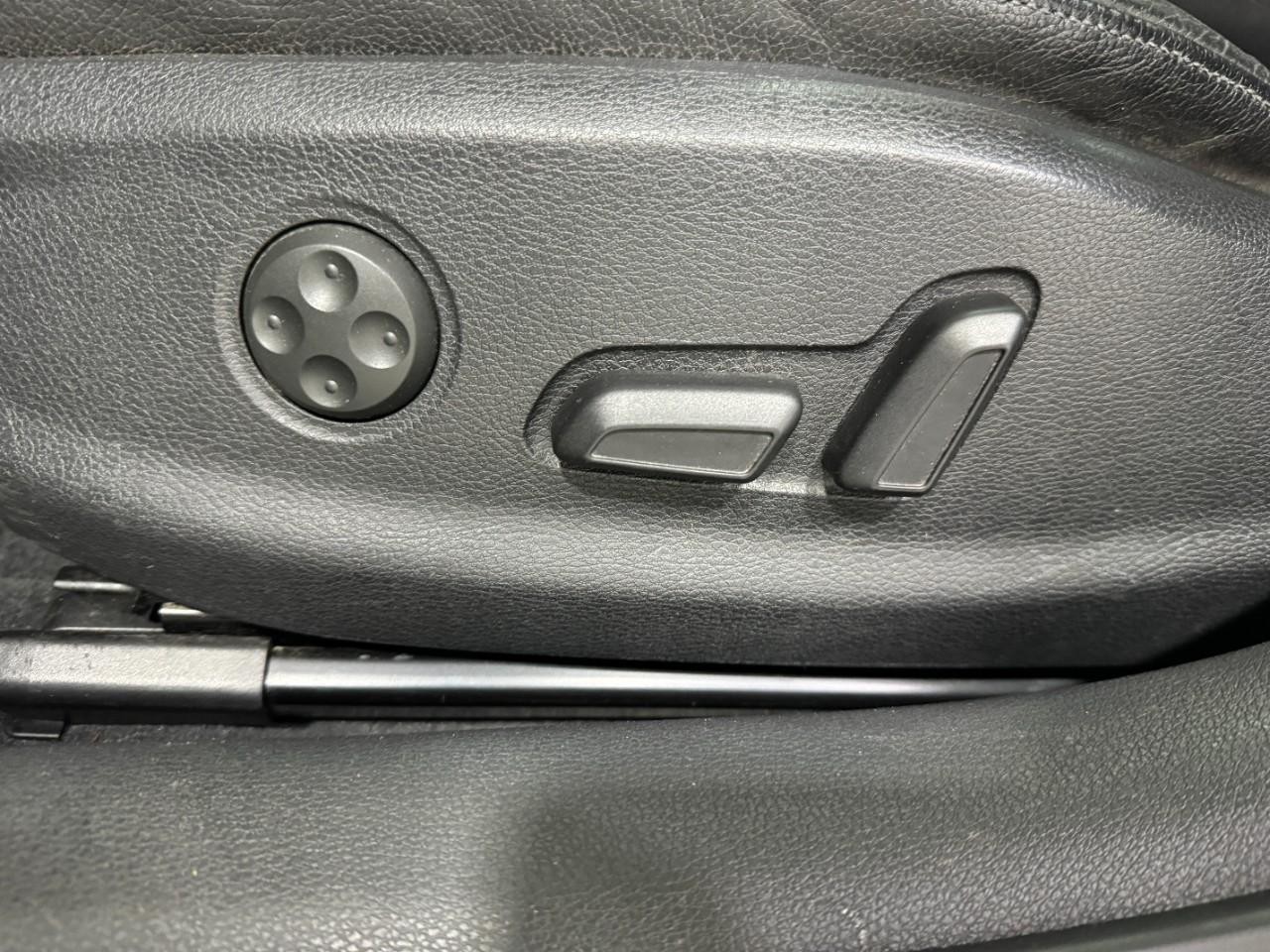 Audi A3/S3 Vehicle Full-screen Gallery Image 28