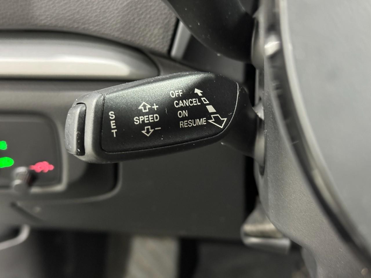 Audi A3/S3 Vehicle Full-screen Gallery Image 30