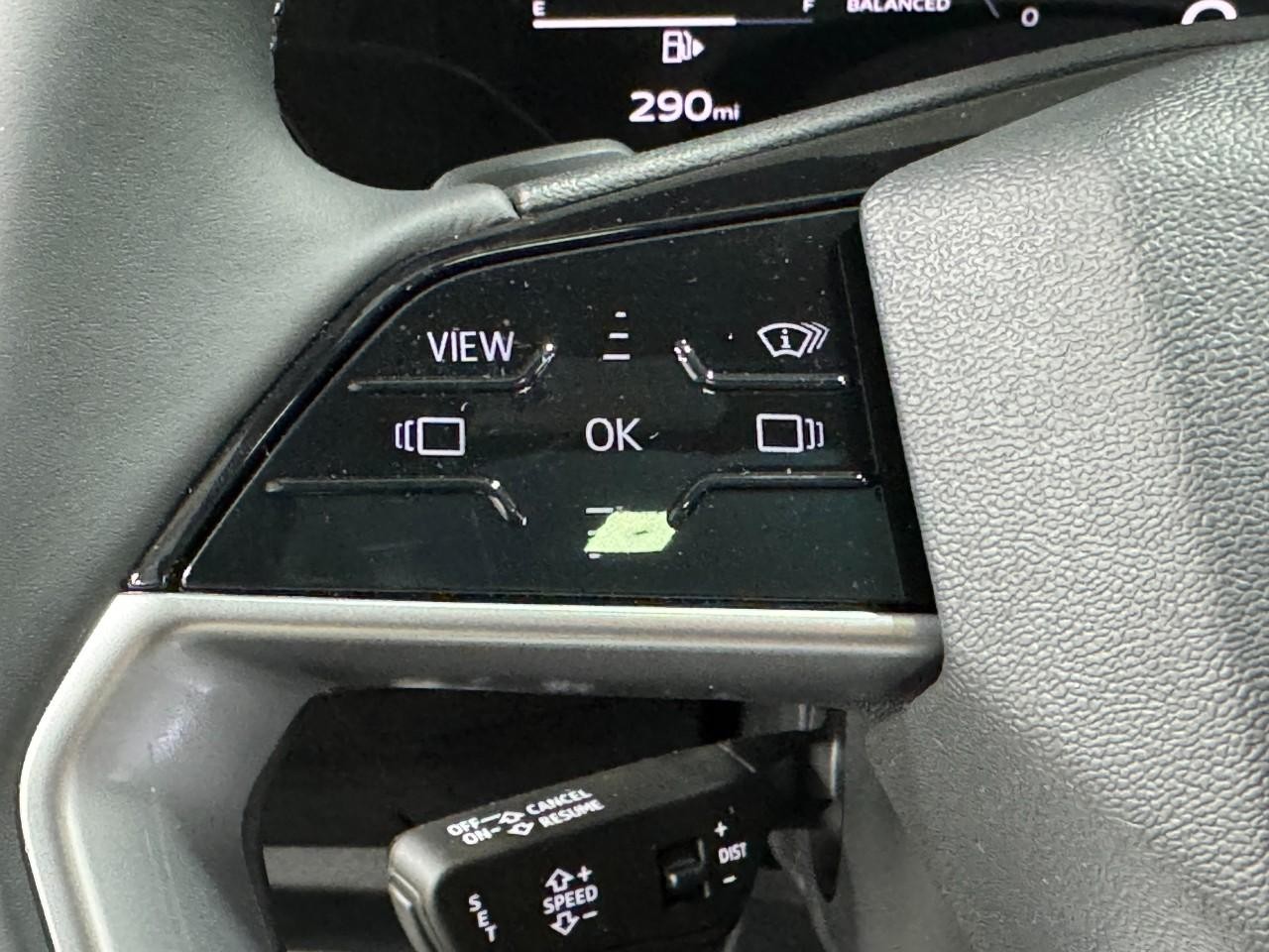 Audi A5 Vehicle Full-screen Gallery Image 30