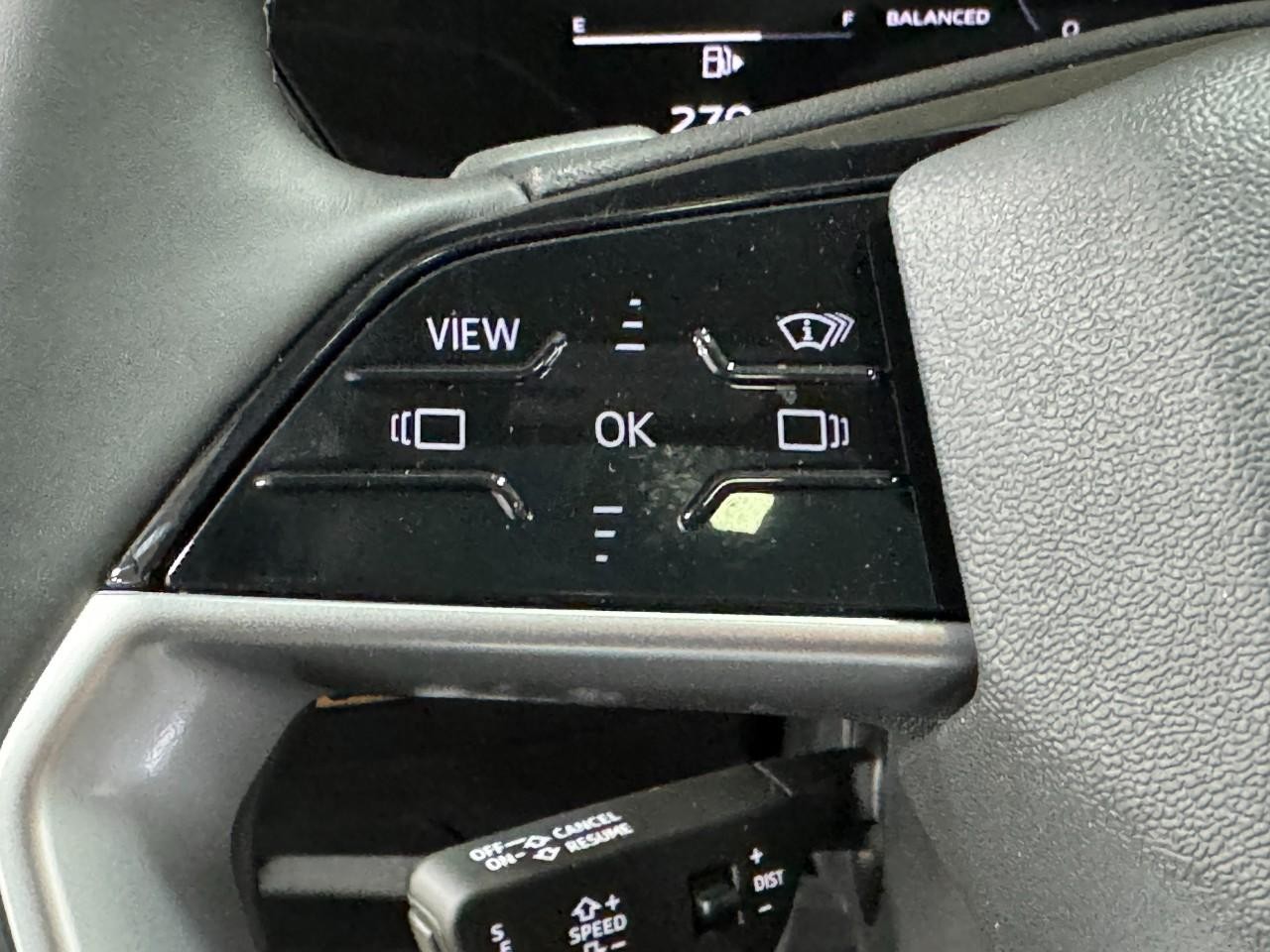 Audi A5 Vehicle Full-screen Gallery Image 31