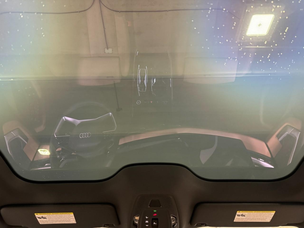 Audi A5 Vehicle Full-screen Gallery Image 12