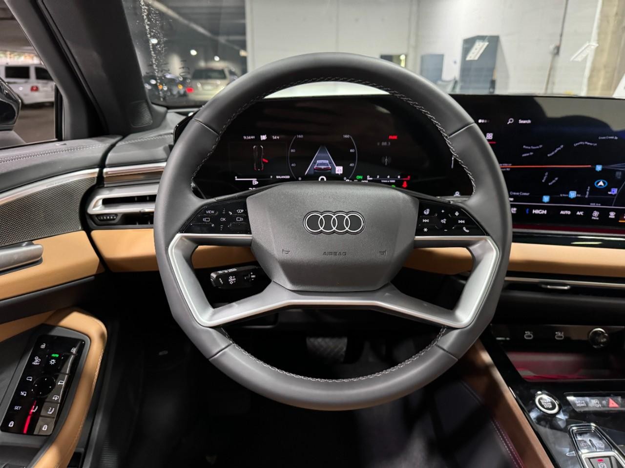 Audi A5 Vehicle Full-screen Gallery Image 14