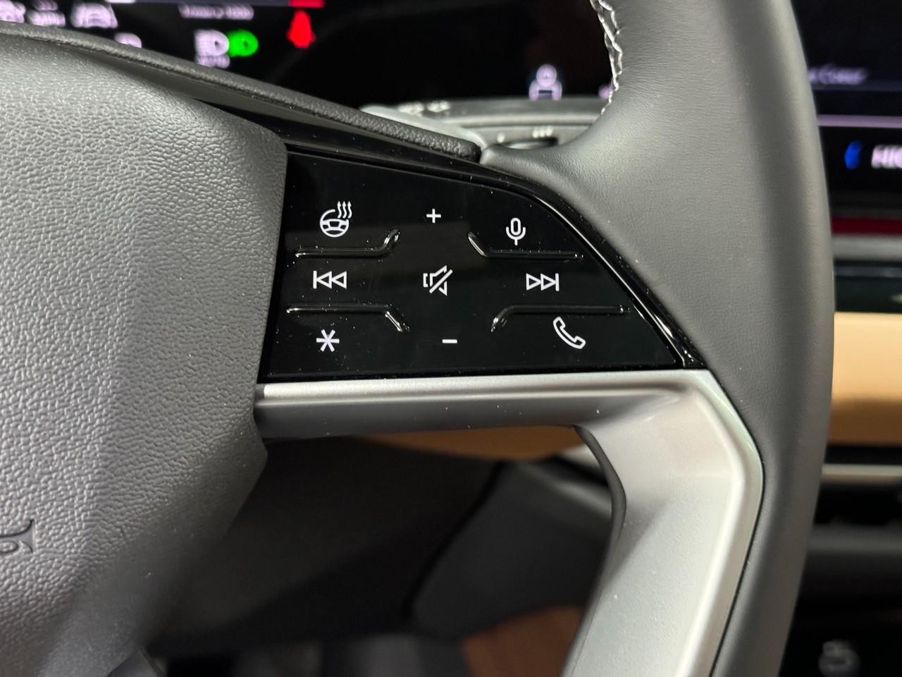 Audi A5 Vehicle Full-screen Gallery Image 30