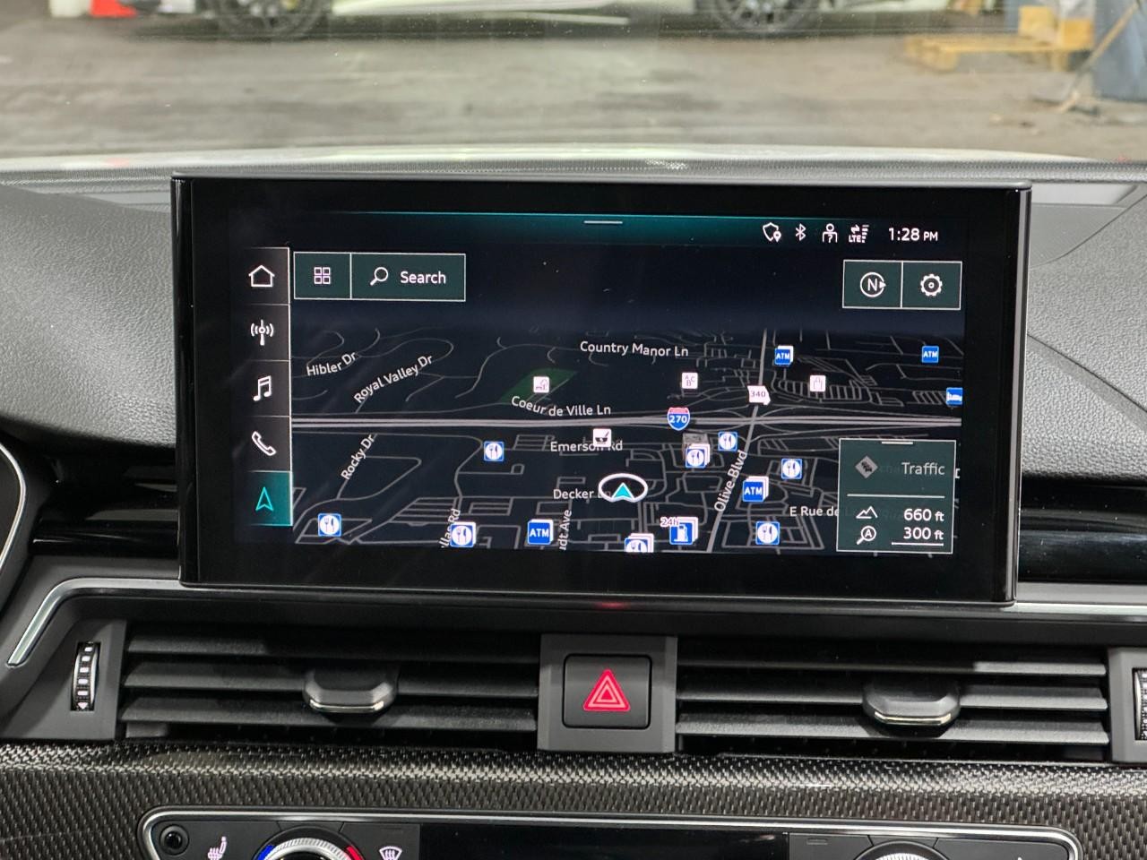 Audi S5 Coupe Vehicle Full-screen Gallery Image 15