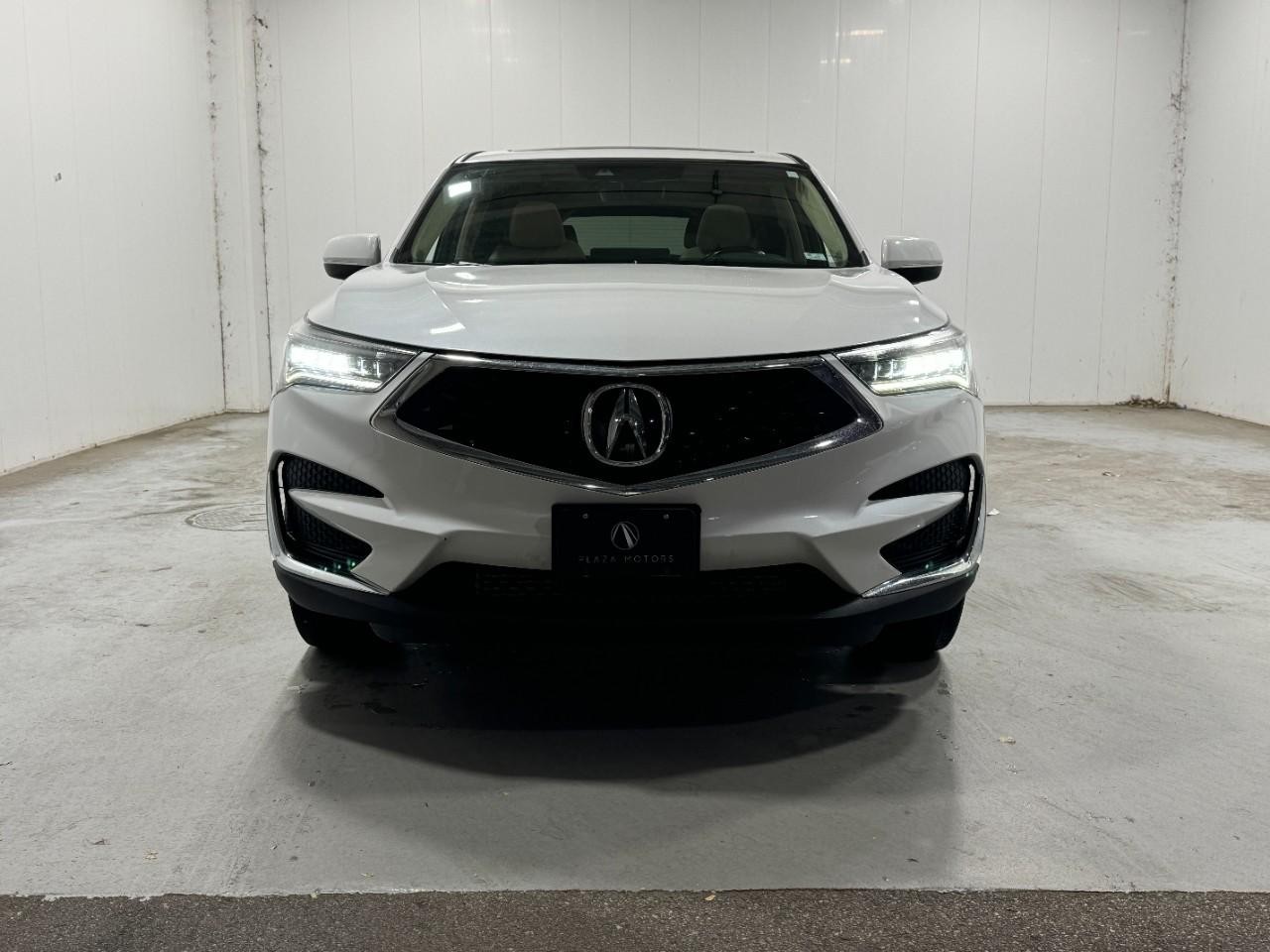 Acura RDX Vehicle Full-screen Gallery Image 07