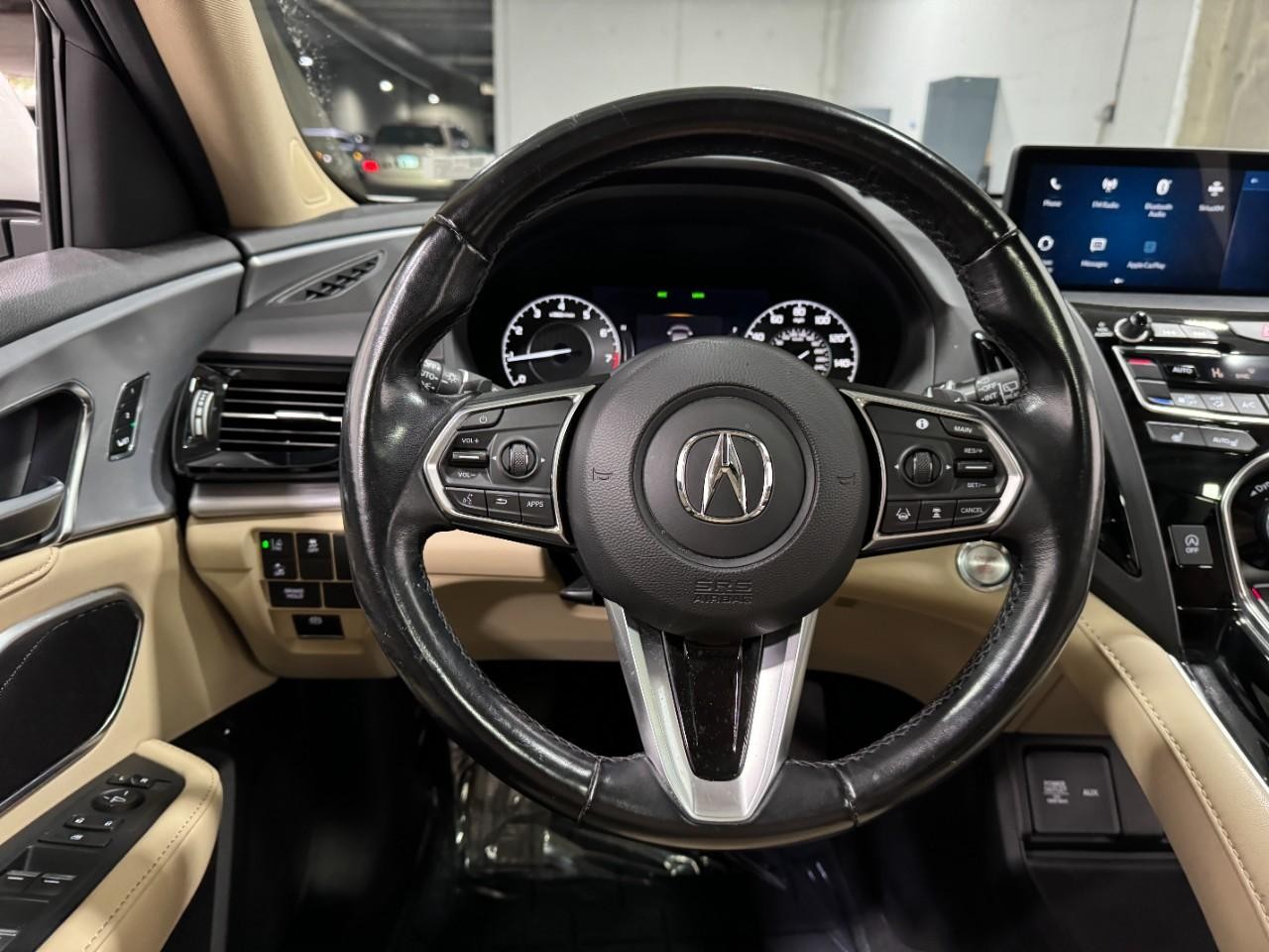 Acura RDX Vehicle Full-screen Gallery Image 13