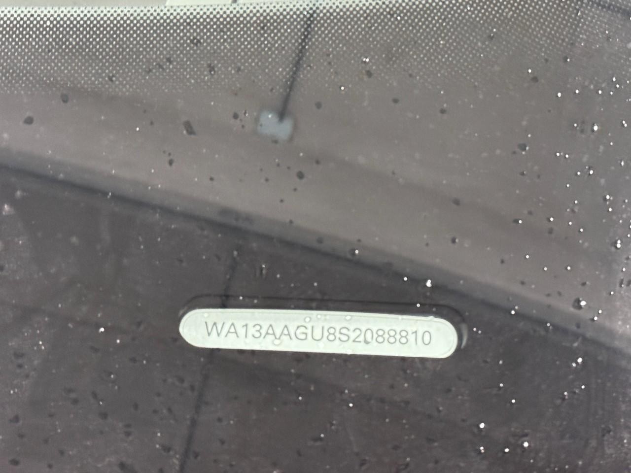 Audi Q5 Vehicle Full-screen Gallery Image 33