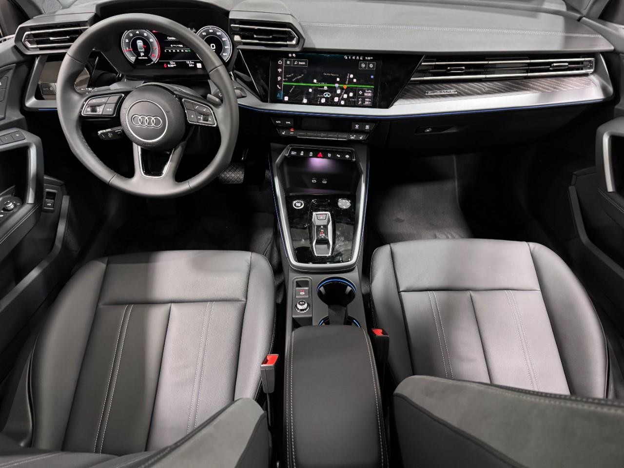 Audi A3 Vehicle Full-screen Gallery Image 12