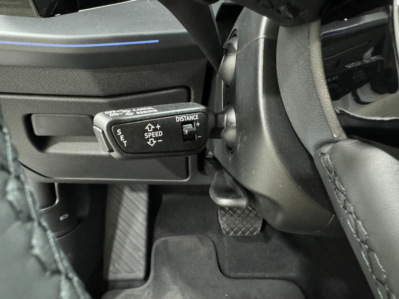 Audi A3 Vehicle Full-screen Gallery Image 31