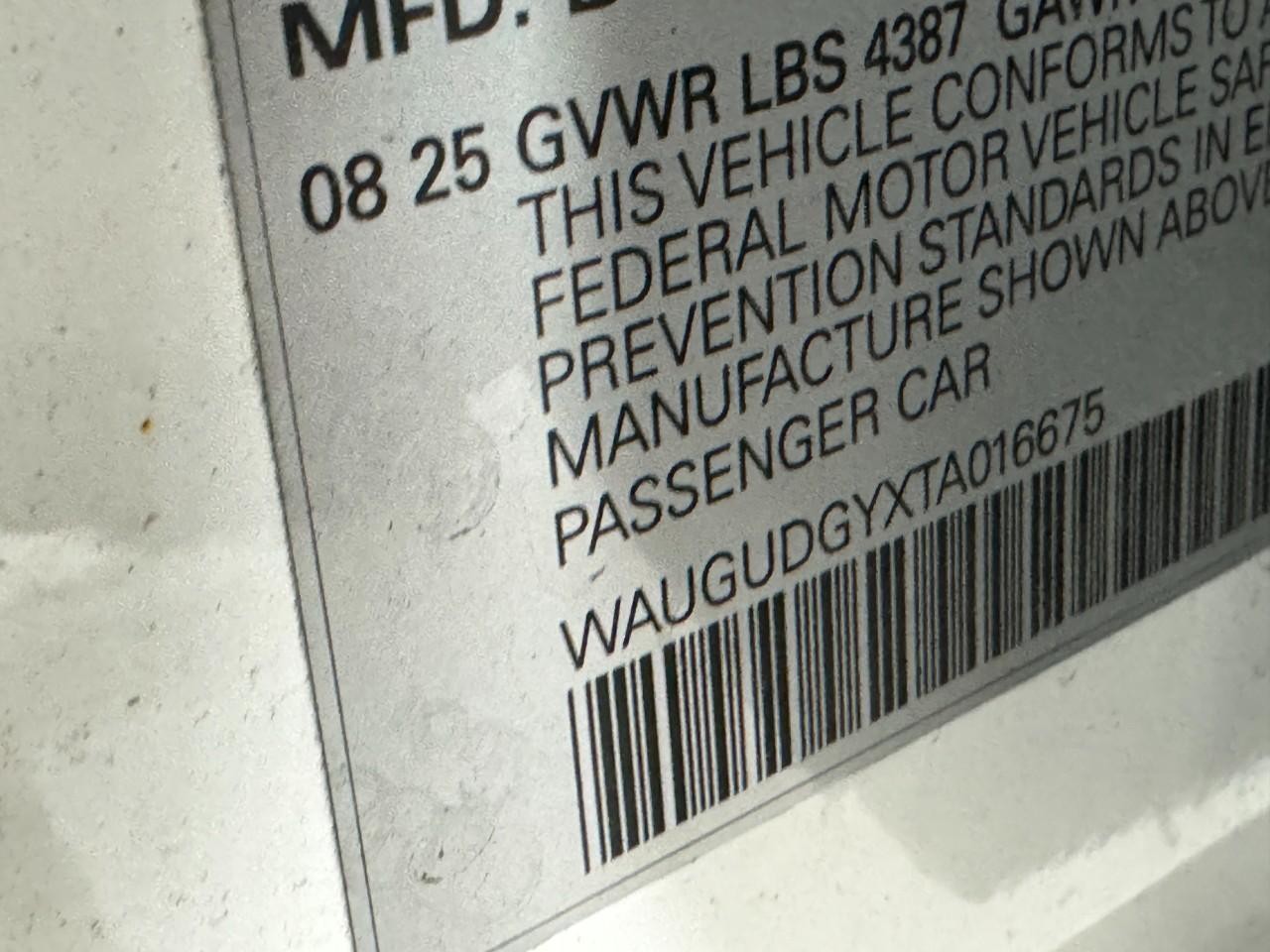 Audi A3 Vehicle Full-screen Gallery Image 36