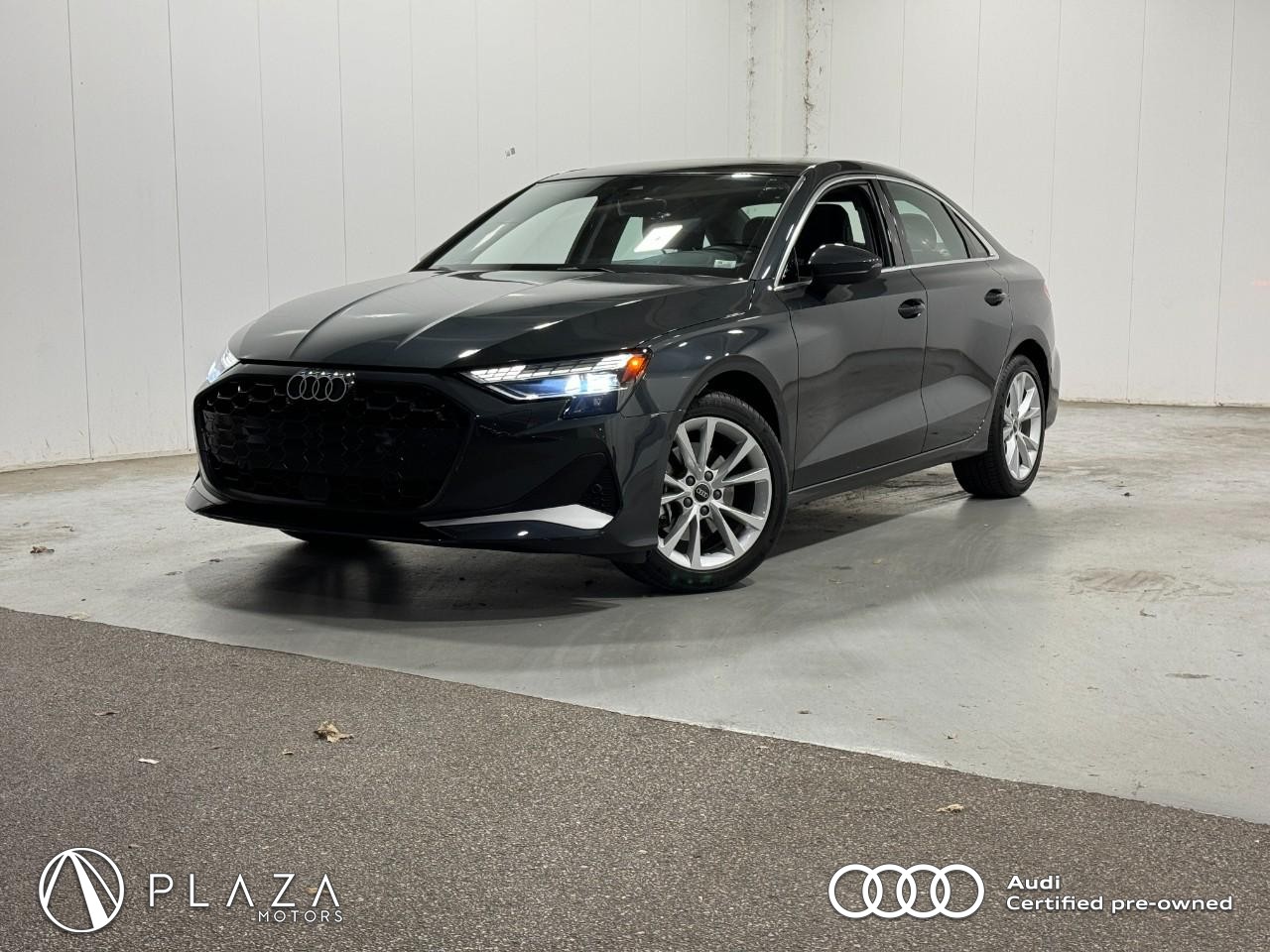 Audi A3 Vehicle Full-screen Gallery Image 01