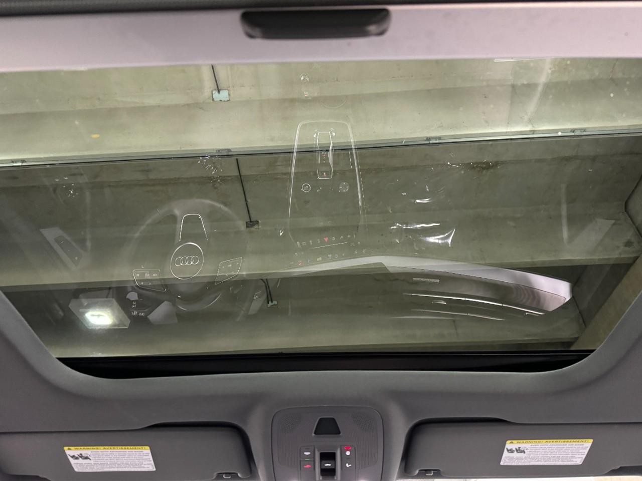 Audi A3 Vehicle Full-screen Gallery Image 11