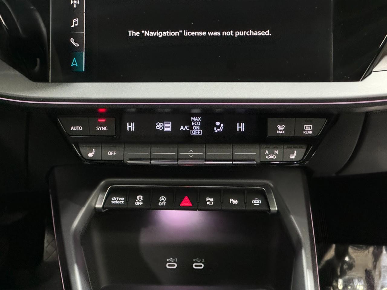 Audi A3 Vehicle Full-screen Gallery Image 15