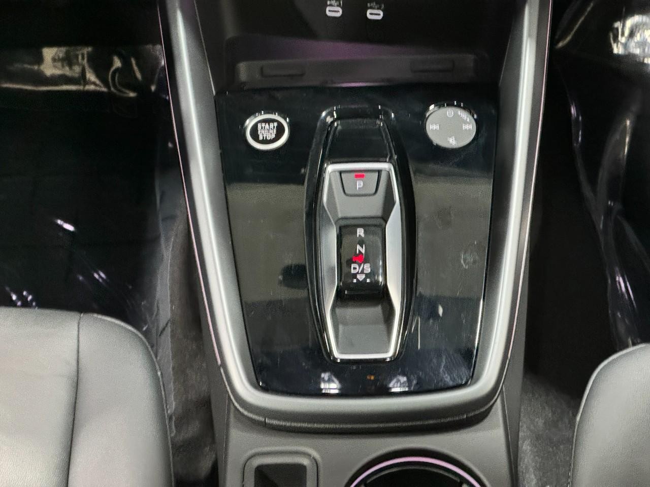 Audi A3 Vehicle Full-screen Gallery Image 16