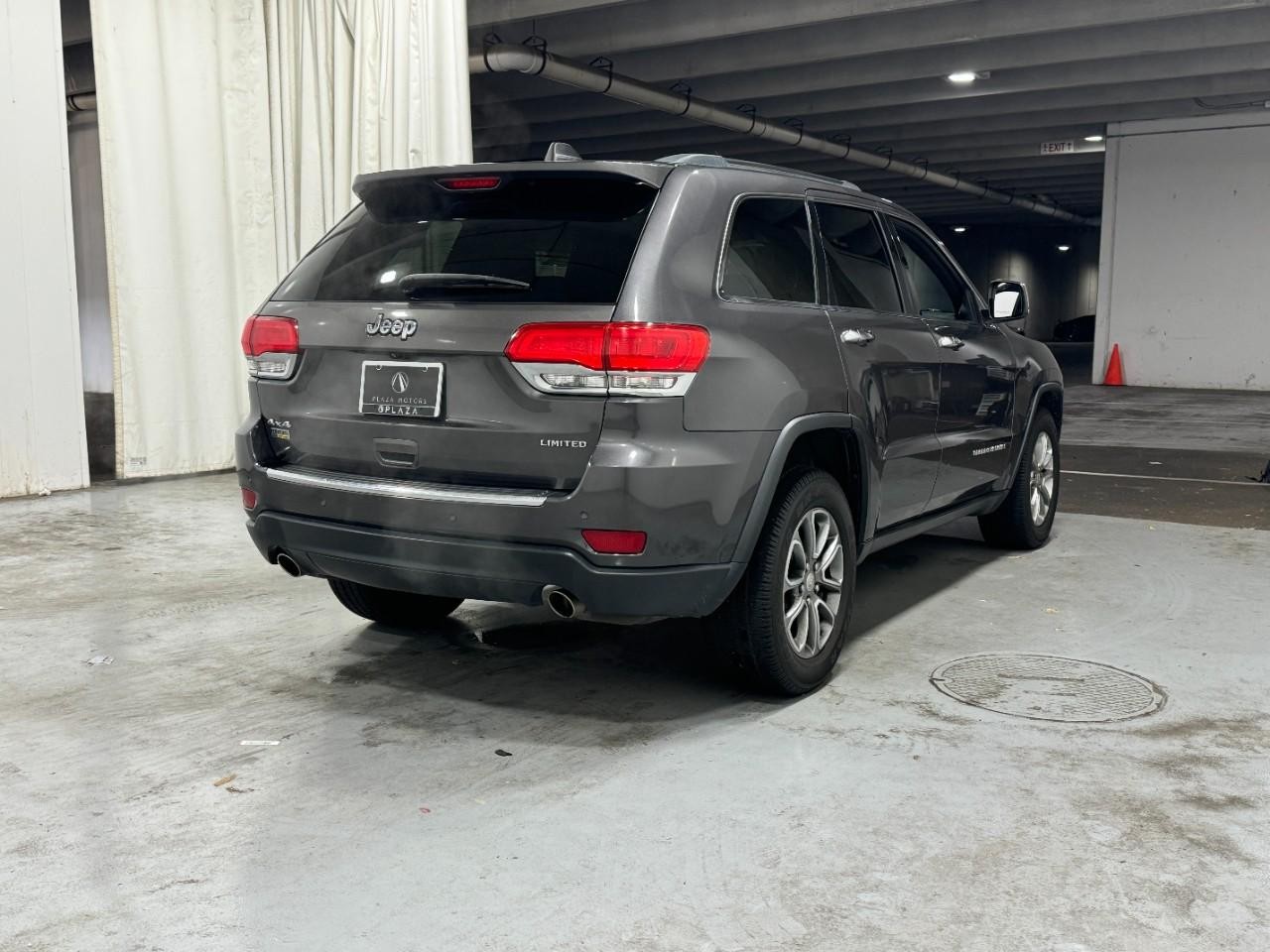 Jeep Grand Cherokee Vehicle Full-screen Gallery Image 4