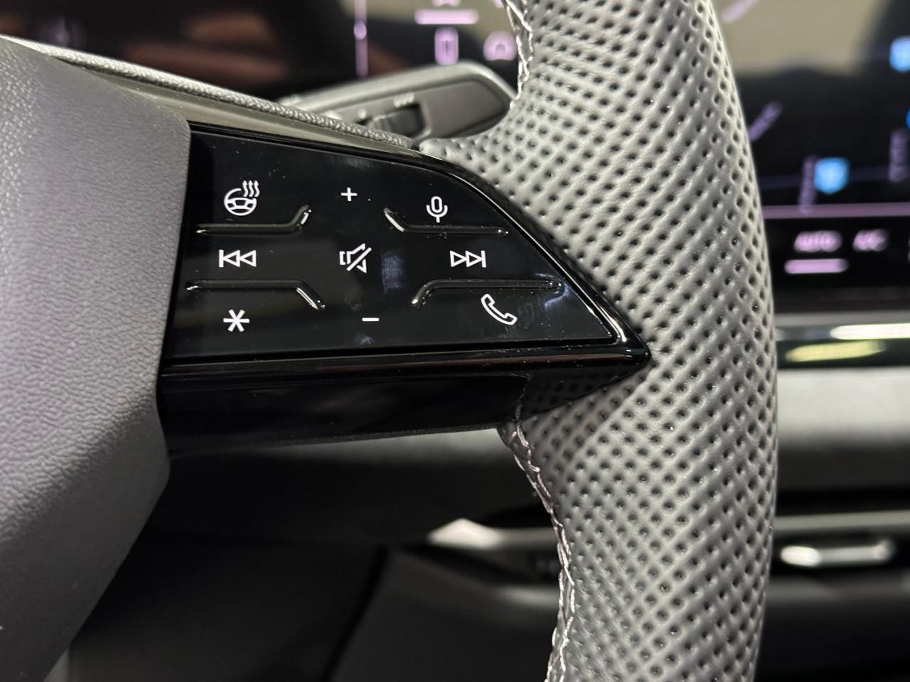 Audi S5 Vehicle Full-screen Gallery Image 30