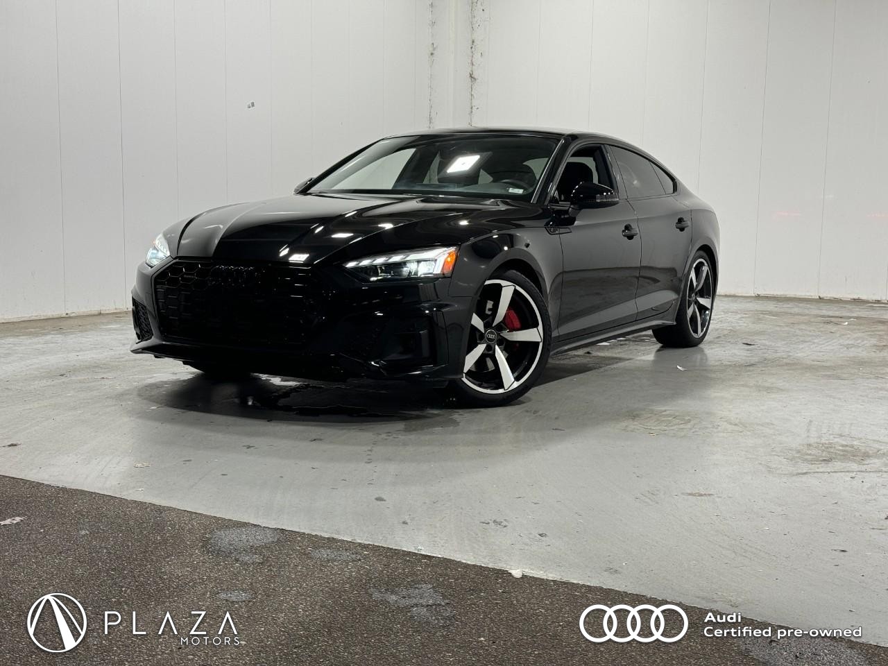 Audi A5 Sportback Vehicle Full-screen Gallery Image 01