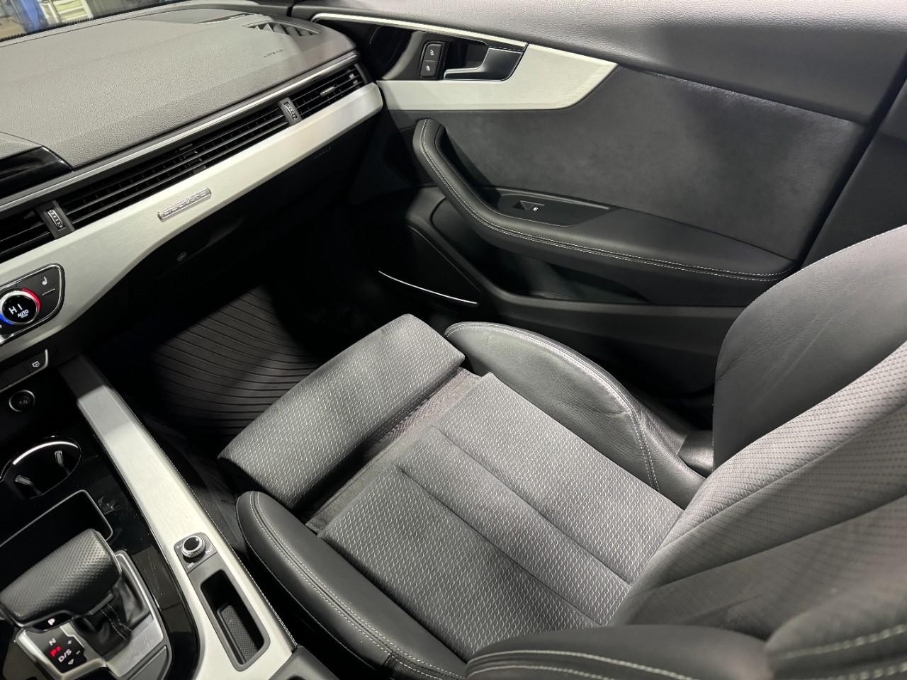 Audi A5 Sportback Vehicle Full-screen Gallery Image 18