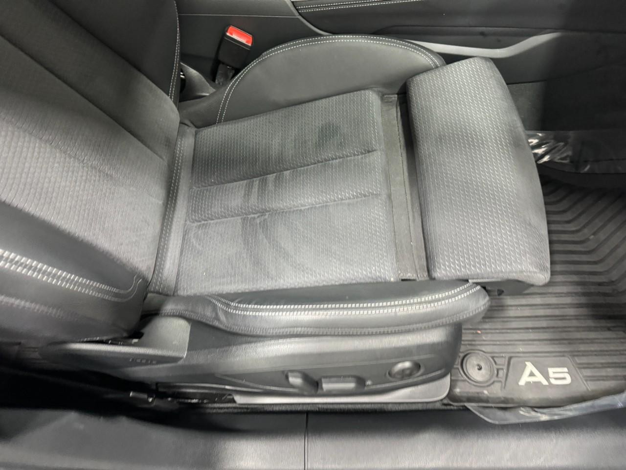 Audi A5 Sportback Vehicle Full-screen Gallery Image 20