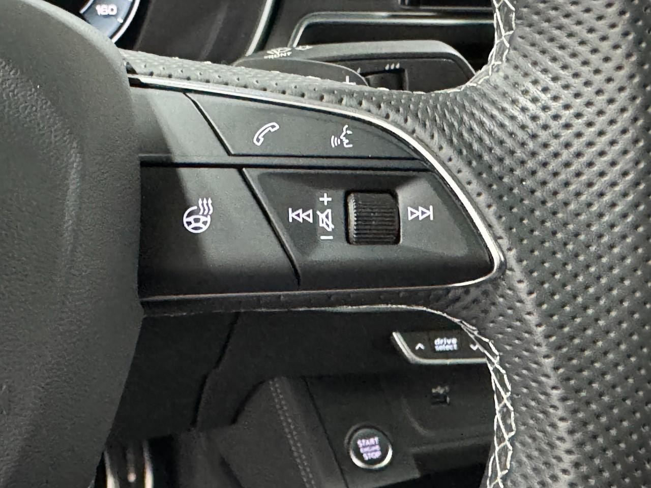 Audi A5 Sportback Vehicle Full-screen Gallery Image 34