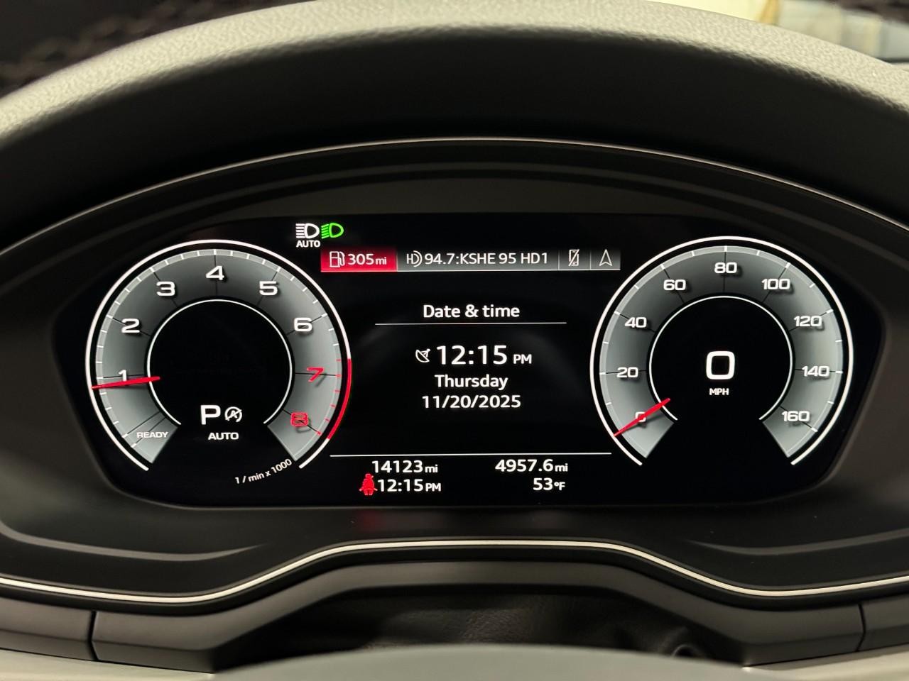 Audi A5 Sportback Vehicle Full-screen Gallery Image 35