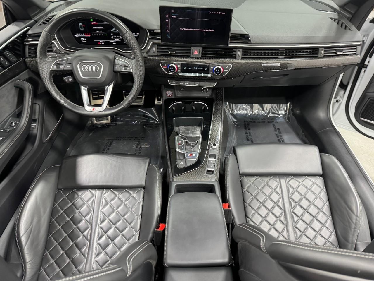 Audi S5 Cabriolet Vehicle Full-screen Gallery Image 12