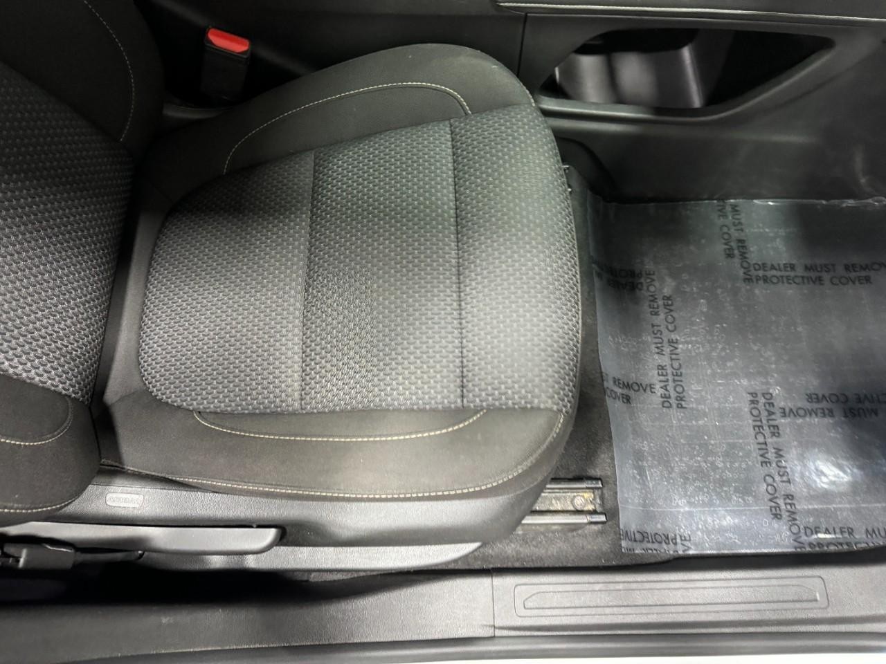 GMC Acadia Vehicle Full-screen Gallery Image 21