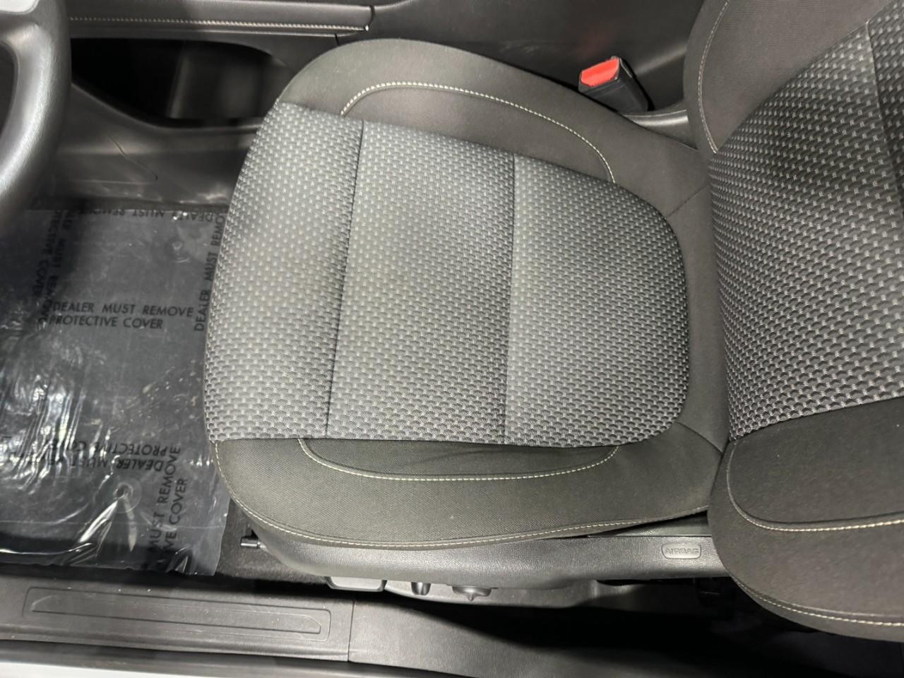 GMC Acadia Vehicle Full-screen Gallery Image 29