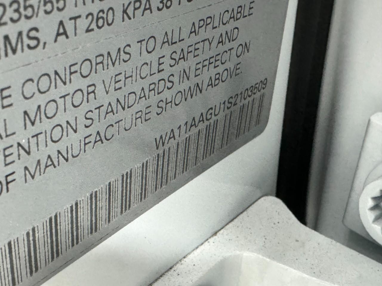 Audi Q5 Vehicle Full-screen Gallery Image 33