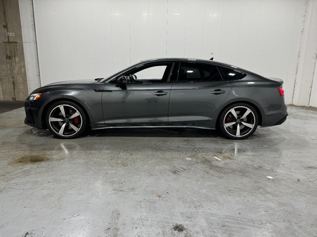 Audi A5 Sportback Vehicle Full-screen Gallery Image 02