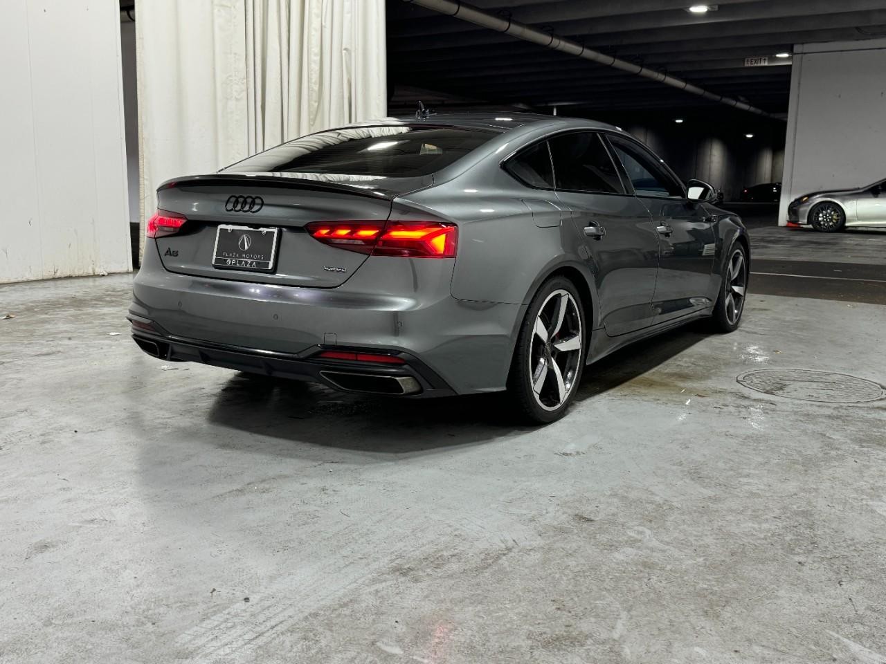 Audi A5 Sportback Vehicle Full-screen Gallery Image 04