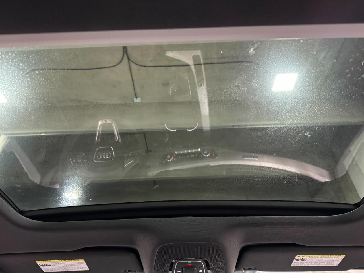 Audi A5 Sportback Vehicle Full-screen Gallery Image 12