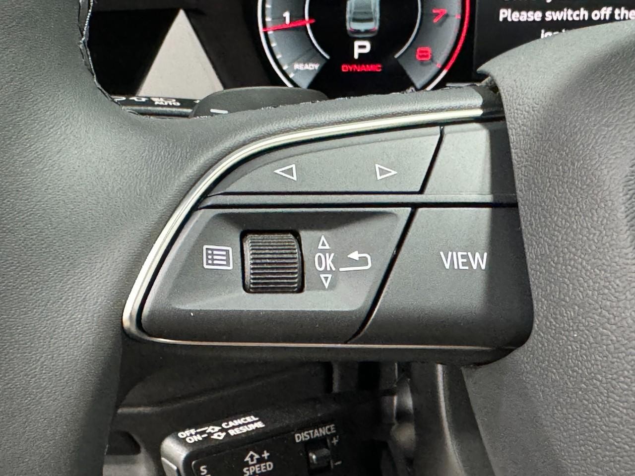 Audi A3 Vehicle Full-screen Gallery Image 31