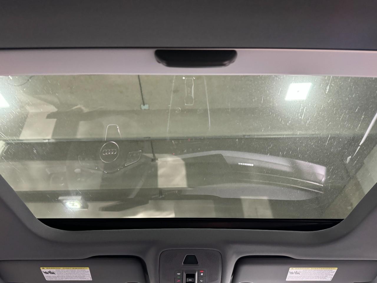 Audi A3 Vehicle Full-screen Gallery Image 11