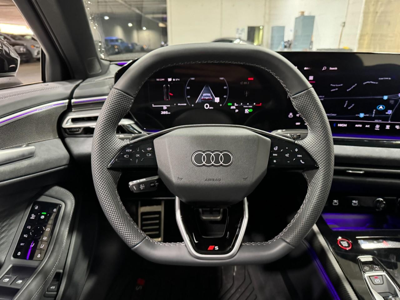 Audi S5 Vehicle Full-screen Gallery Image 14