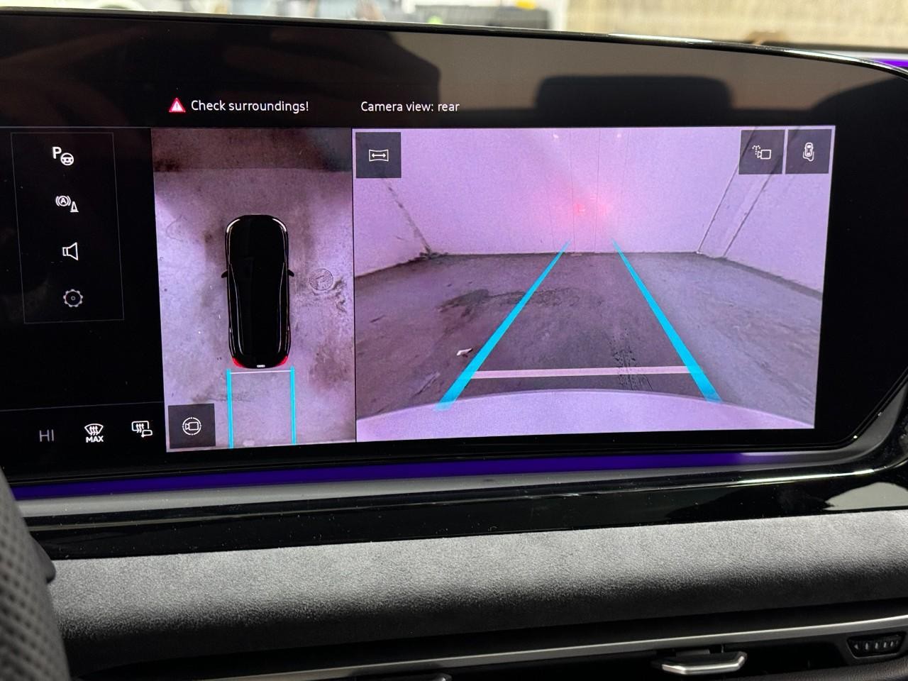 Audi S5 Vehicle Full-screen Gallery Image 32