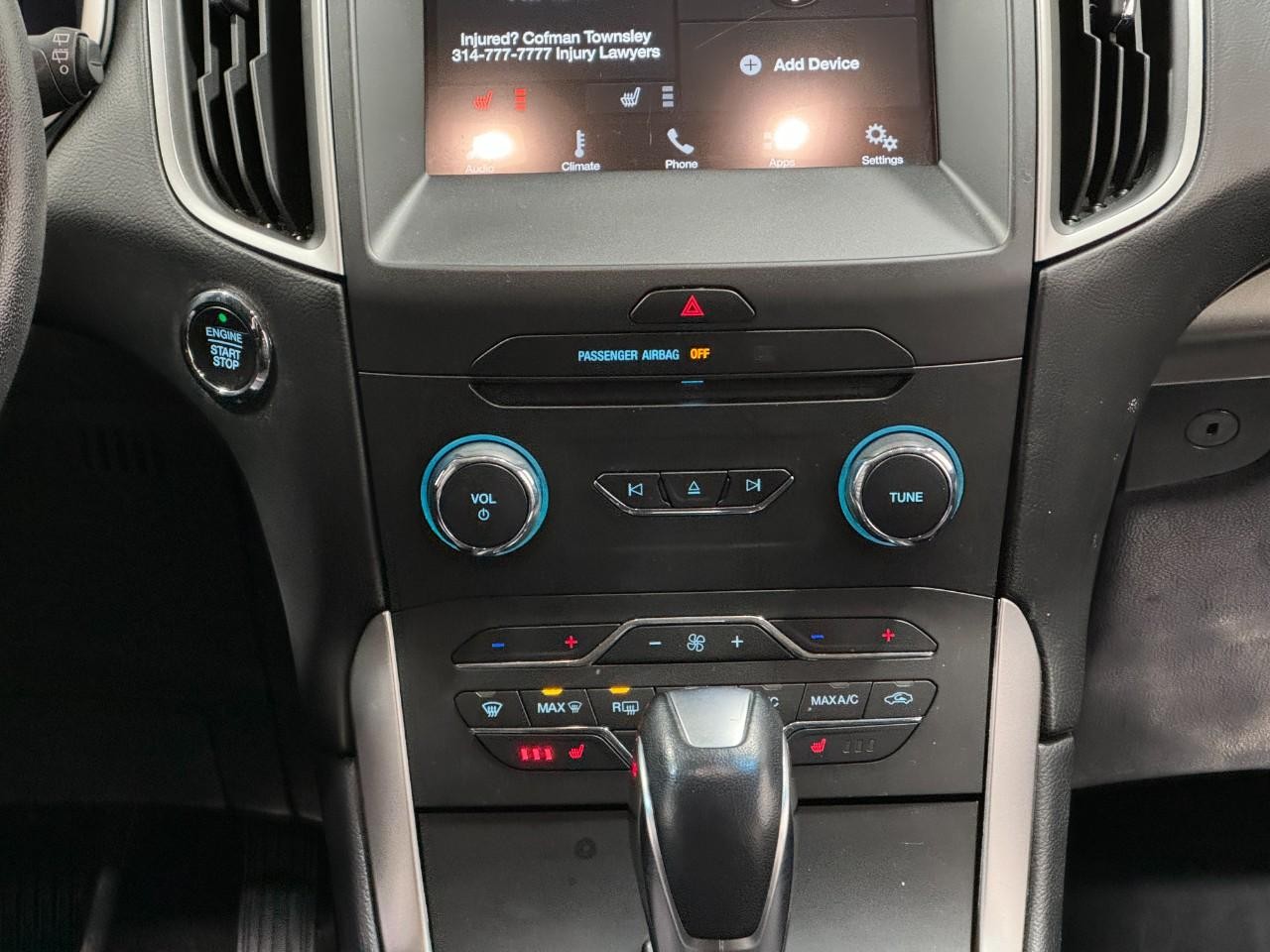 Ford Edge Vehicle Full-screen Gallery Image 14