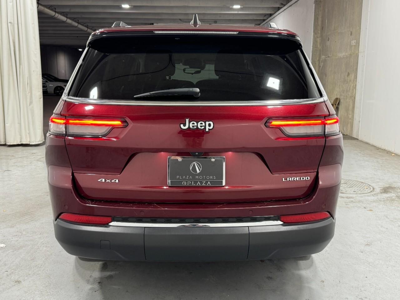 Jeep Grand Cherokee L Vehicle Full-screen Gallery Image 10