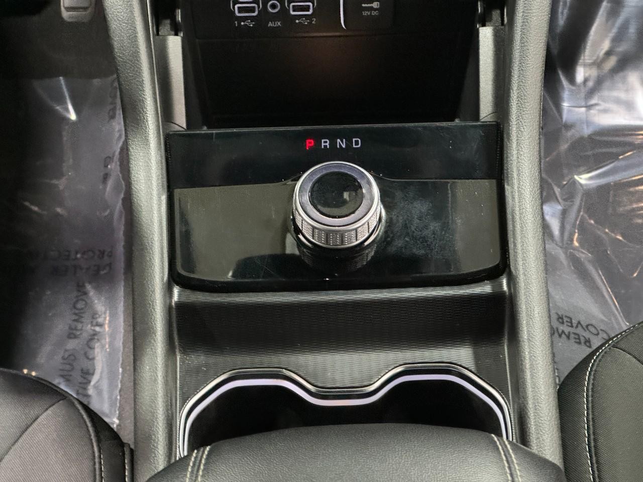 Jeep Grand Cherokee L Vehicle Full-screen Gallery Image 18