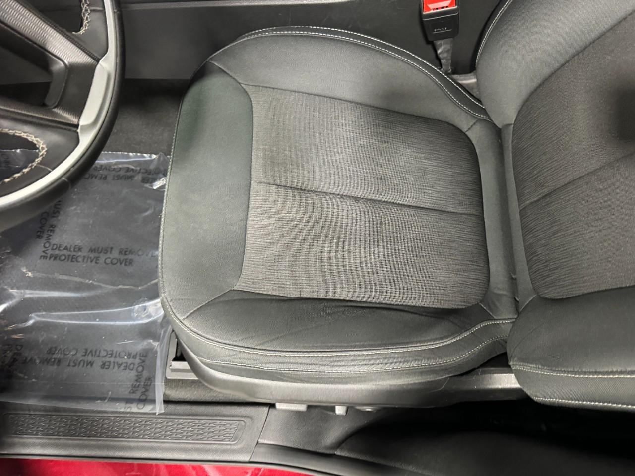 Jeep Grand Cherokee L Vehicle Full-screen Gallery Image 26