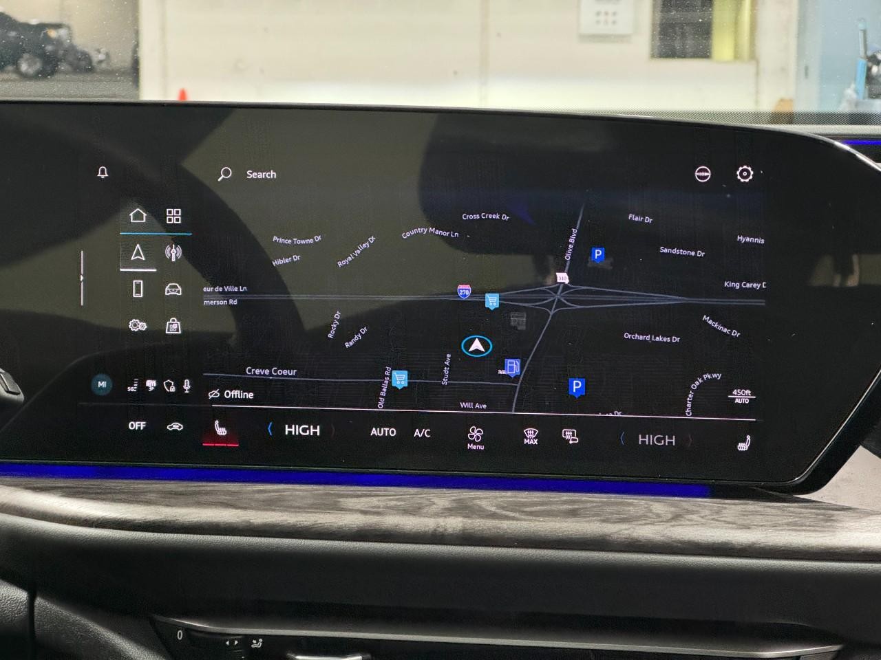 Audi Q5 Vehicle Full-screen Gallery Image 15