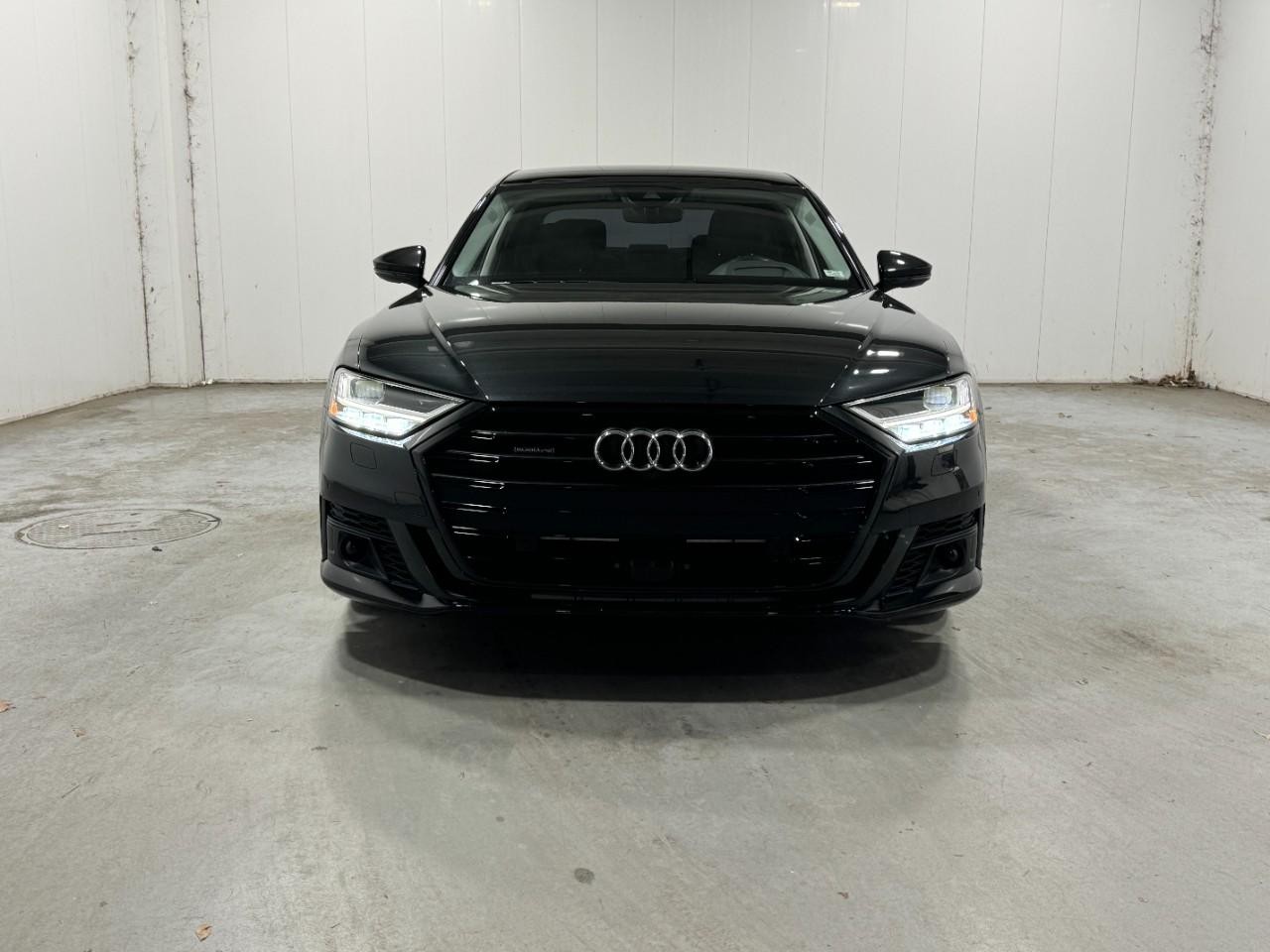 Audi A8 L Vehicle Full-screen Gallery Image 7