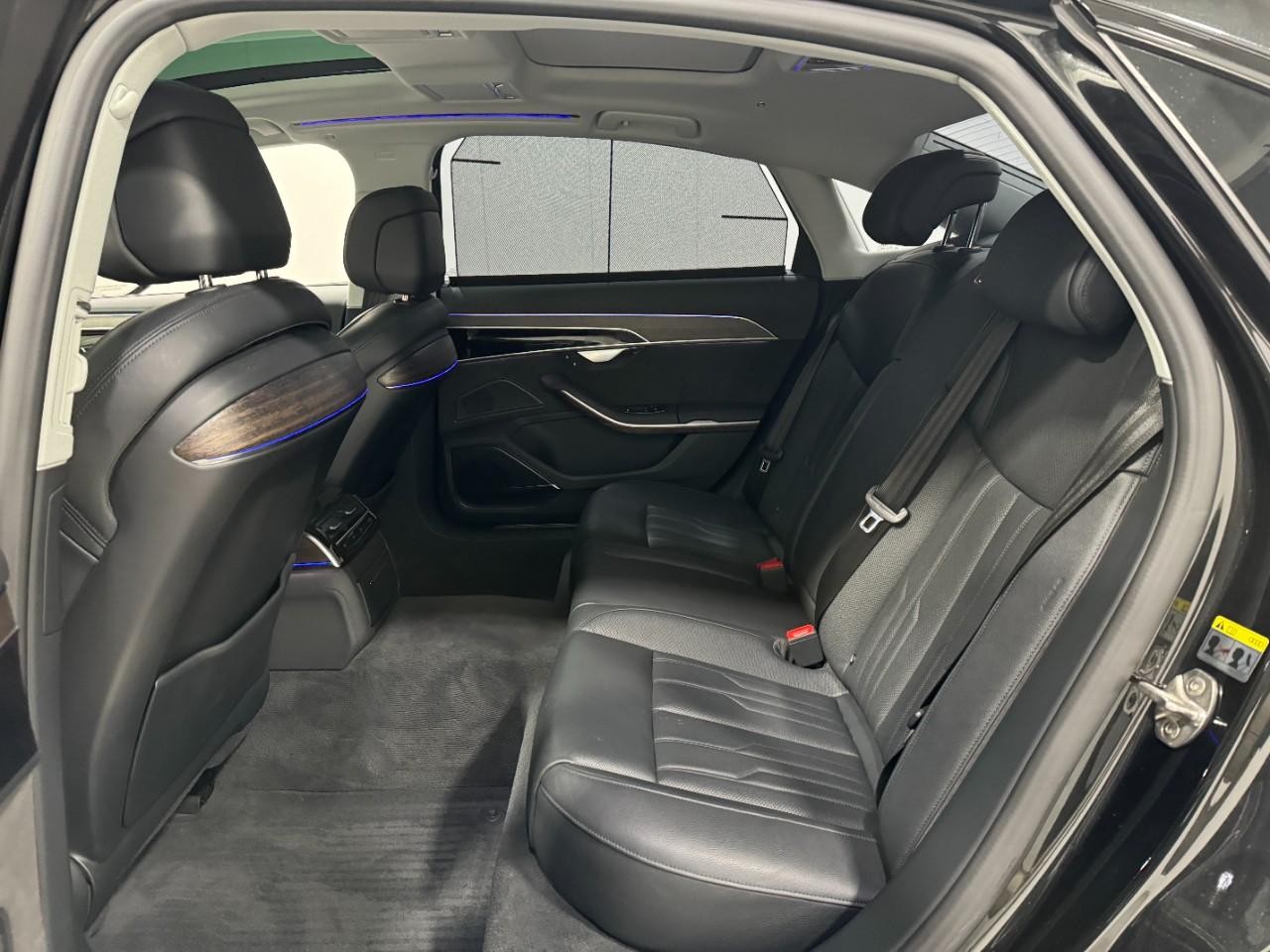 Audi A8 L Vehicle Full-screen Gallery Image 8