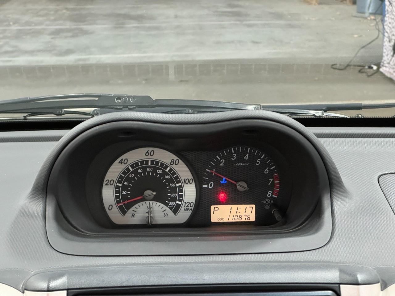 Scion xA Vehicle Full-screen Gallery Image 14