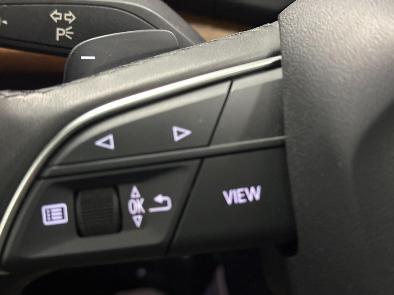 Audi Q5 Vehicle Full-screen Gallery Image 26