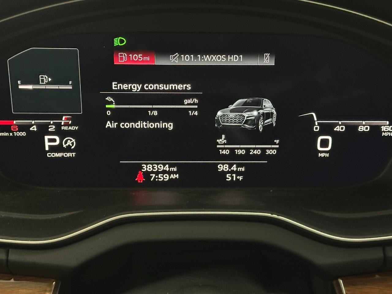 Audi Q5 Vehicle Full-screen Gallery Image 28