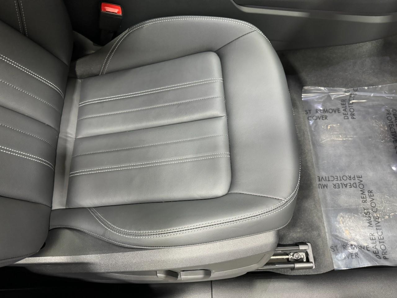 Audi Q5 Vehicle Full-screen Gallery Image 20