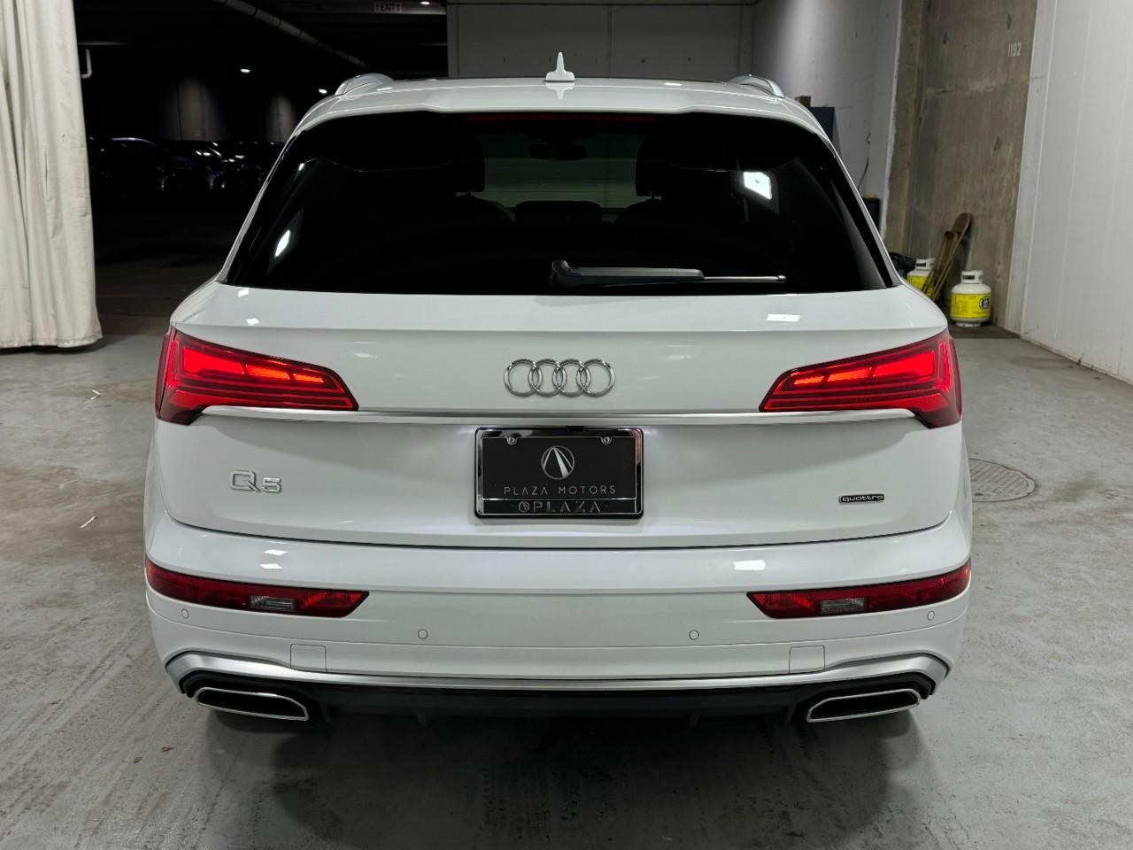 Audi Q5 Vehicle Full-screen Gallery Image 08