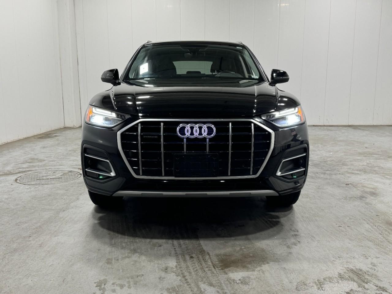 Audi Q5 Vehicle Full-screen Gallery Image 07