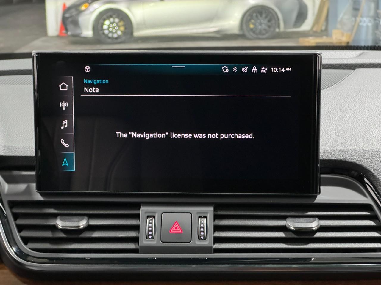 Audi Q5 Vehicle Full-screen Gallery Image 15